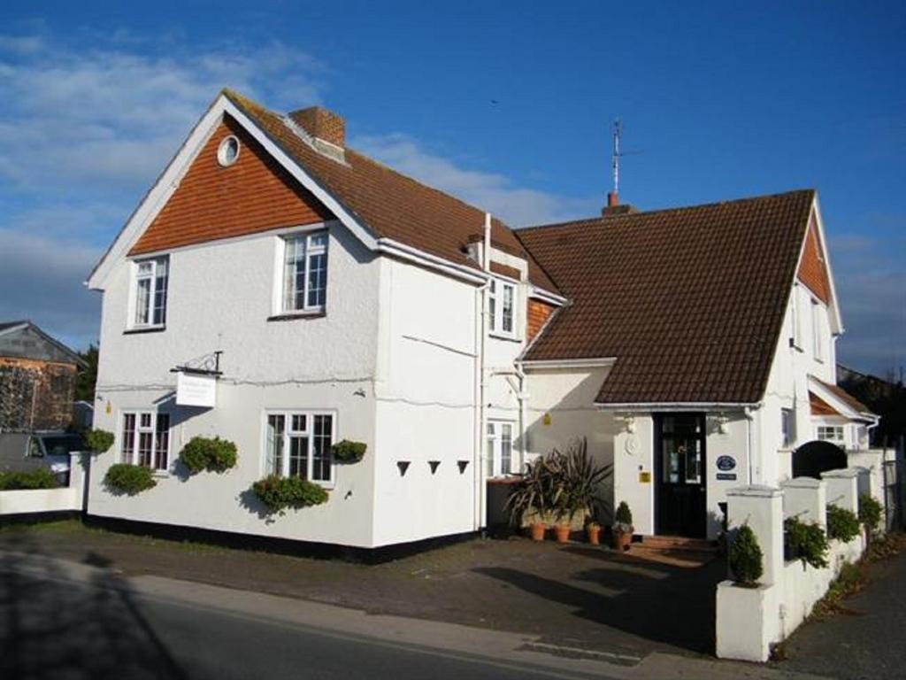 The Maples Bed & Breakfast Hythe  Exterior photo