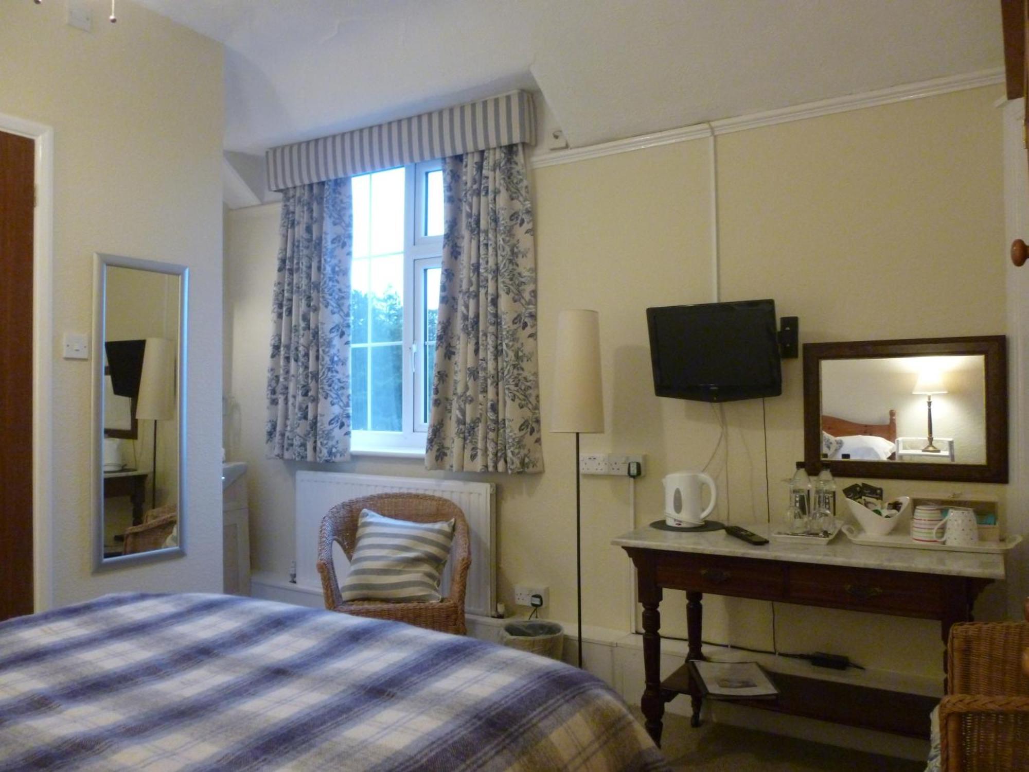 The Maples Bed & Breakfast Hythe  Room photo